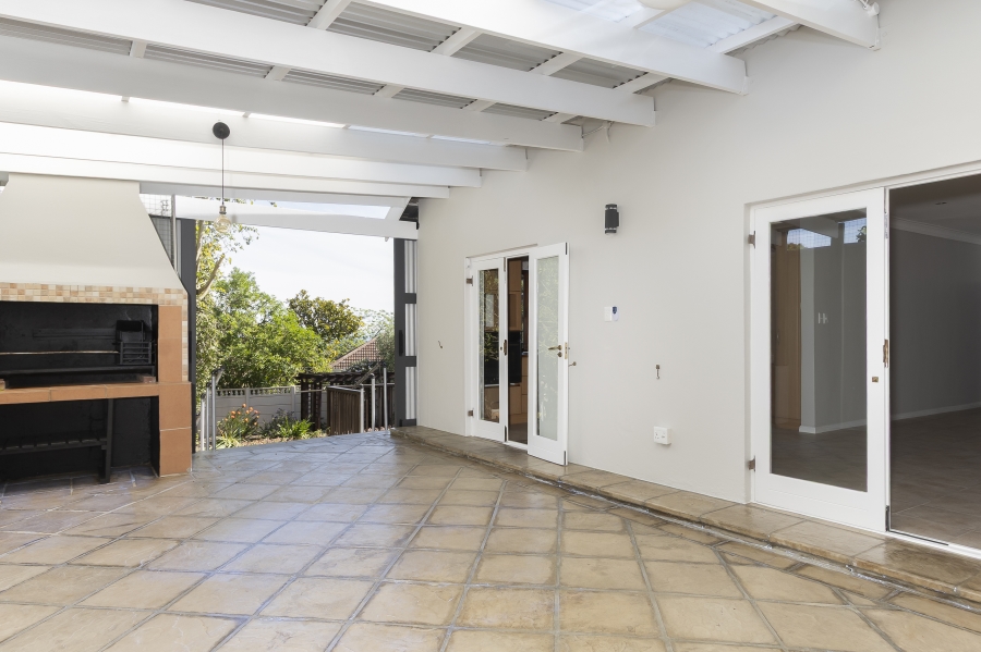 To Let 4 Bedroom Property for Rent in Die Wingerd Western Cape